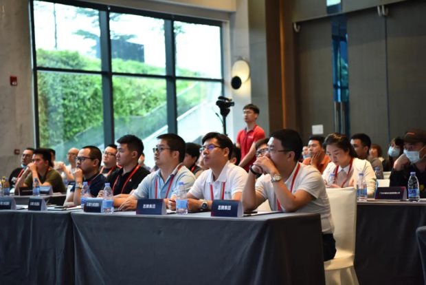 祝贺思腾集团&云南九机通讯新零售运营发布会取得圆满成功！