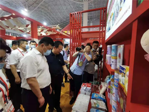 首届消博会开幕｜红星美羚乳业，与世界共享活性羊奶