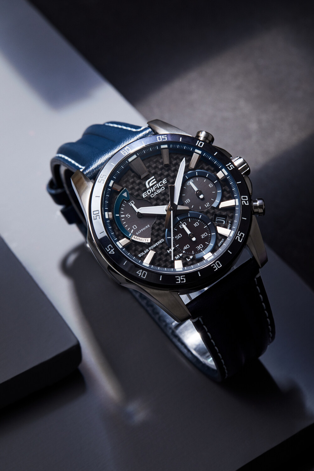 沉稳内敛，实力为先！ EDIFICE EFS-S580系列致敬专注拼搏