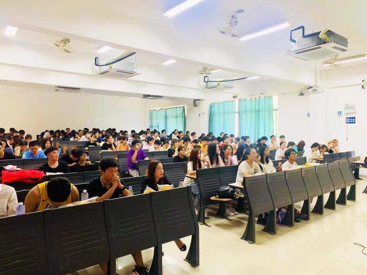 千余所高校、万名学生共同实践新零售人才培养新思路