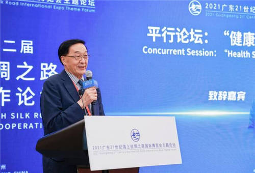 建设全飞秒标准化示范医院，视百年打造眼健康事业的丝绸之路