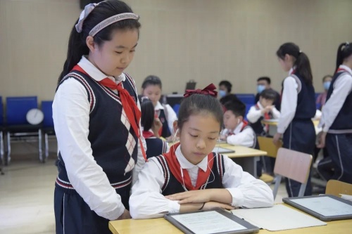 数据驱动下的教与学变革——上海这所学校的语文课竟是这样上的