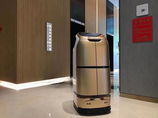 酒店智慧探索之路，擎朗机器人能带来什么？