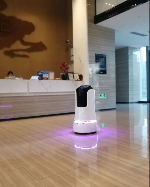 酒店机器人进入快速发展阶段，景吾智能紧跟发展态势逐浪前行