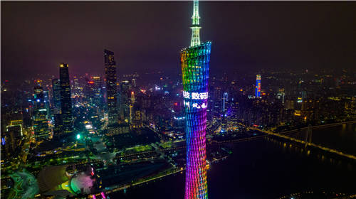 京东的强敌出现了！买3C数码也能上来酷？