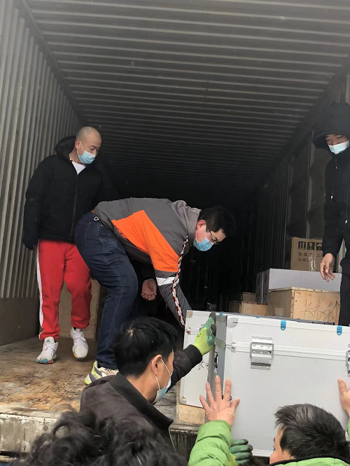 紧急响应 货拉拉为吉林省援津防疫物资提供公益运输
