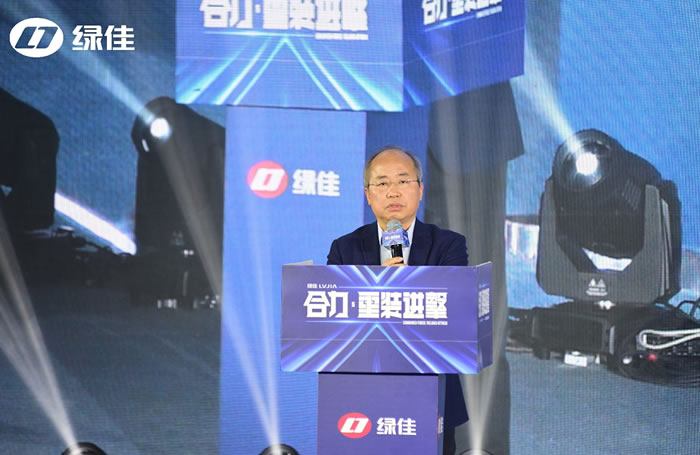 （浙江省自行车电动车行业协会理事长陈建龙）.jpg
