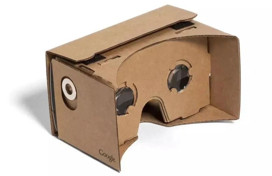 VR盒子的高光时刻.jpg