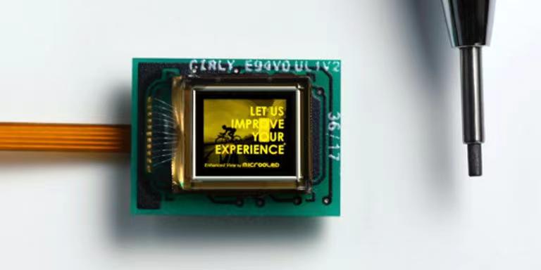 Microoled公司生产的单色micro-OLED.jpg