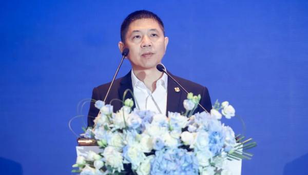 華為數通王雷：AI從“精英專屬”走向“大眾普惠”，品智聯接加速智慧轉型