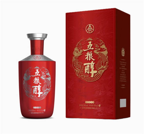 五粮醇红装“喜气洋洋”，凭实力进入年轻人“酒圈”