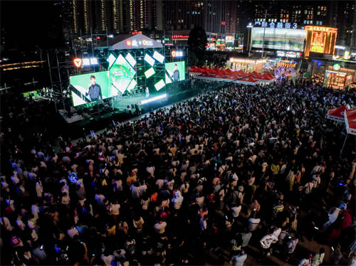 全国热销，好评如潮！雅迪冠能系列获权威认证，领跑长续航赛道！