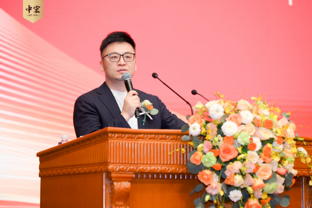 “智领蜂胶，冠军品质”｜中宏生物与中国农业科学院蜜蜂研究所达成科技合作