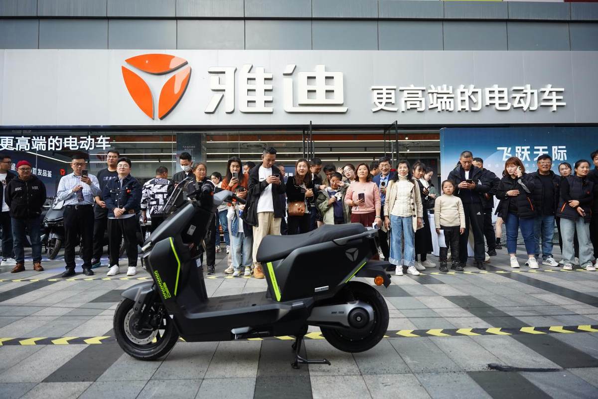 超一亿用户信赖！雅迪挑战极寒展卓越实力，冬季出行首选！