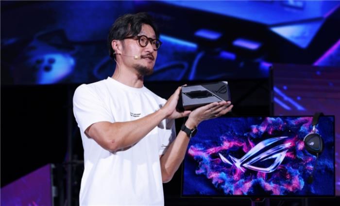 华硕RTX 50系列显卡强势来袭，ROG DIY好物尽显硬核实力