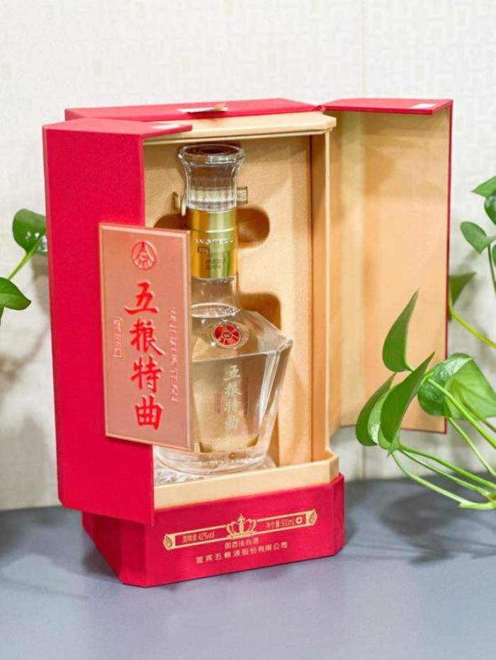 五粮特曲酿造工艺精湛 引领宴会消费潮流