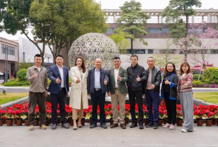 成都传媒集团成都智媒体城公司与利亚德励丰文化达成战略合作 共探数字未来