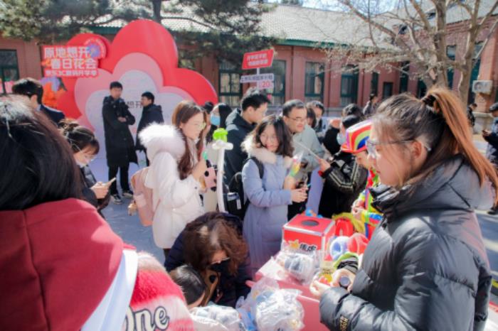 京东“原地想开”春日花会圆满结束 买学习装备就来京东3C开学季