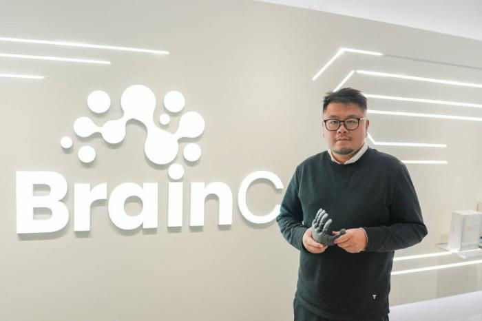 强脑科技创始人韩璧丞：定义人机连接的中国方案