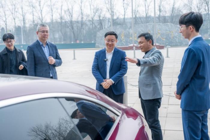 北汽集团牵手科大讯飞 强强联合加快汽车智能化创新