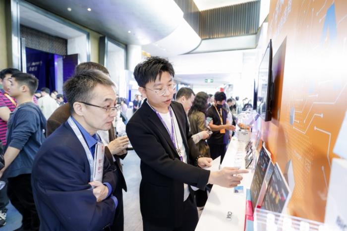 铠侠参展CFMS 2025：布局下一代先进存储，持续助力高能AI