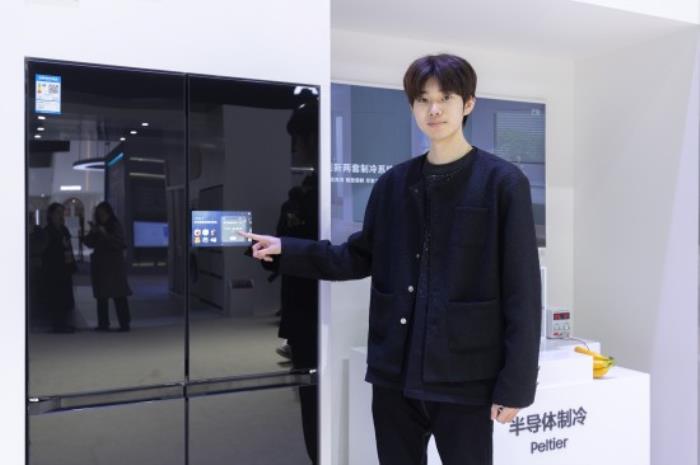 三星AI神家电技术硬核登场AWE 2025，以AI赋能开启智能家居新时代