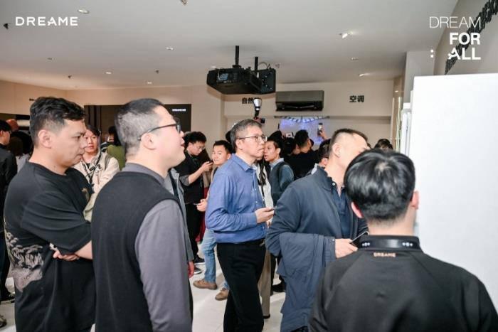 追觅AWE 2025科技全生态战略落地 从单品爆款到全屋智能跨界进军