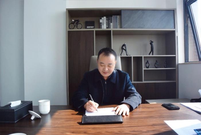 灵思数字科技董事长何晋辉 受邀接受「企业家日报」专访！