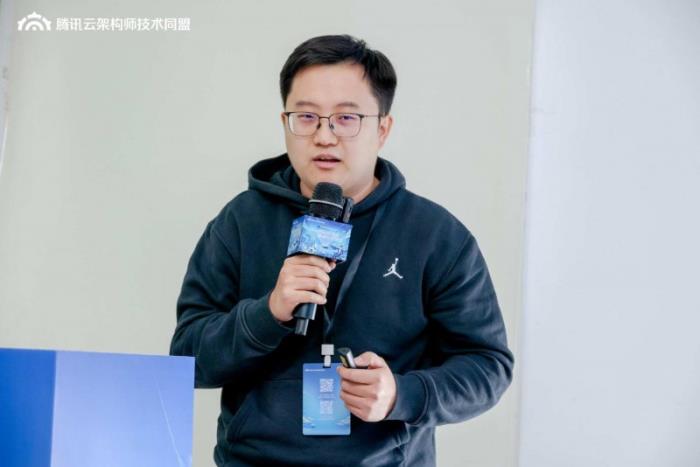 DeepSeek驱动行业智变提速，腾讯云汇聚大咖共话进阶之路