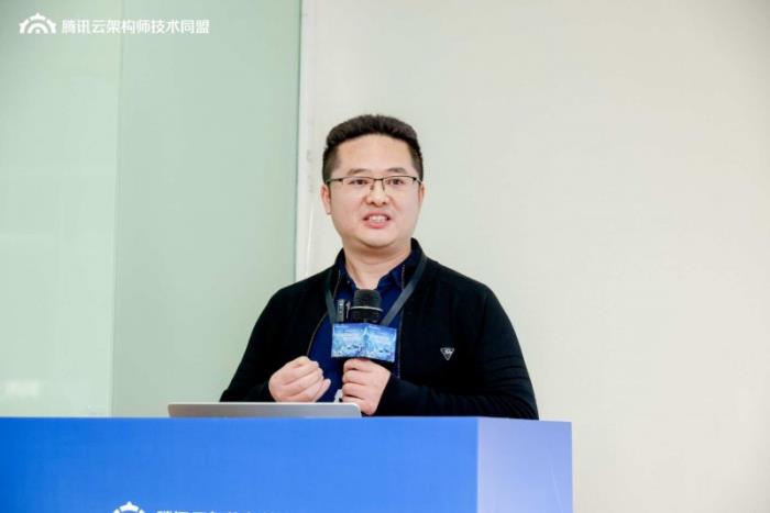 DeepSeek驱动行业智变提速，腾讯云汇聚大咖共话进阶之路