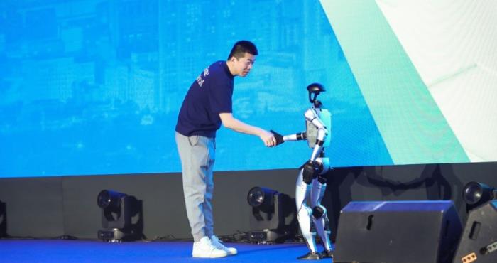 天猫优品发布《2024中国家电市场全域零售白皮书》