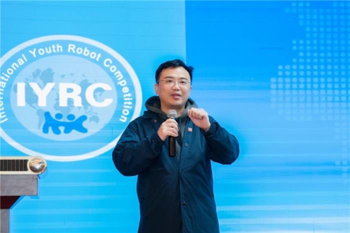 国内首台视觉 AI 教学闭环教具落地，云天励飞助力芯片后备力量崛起