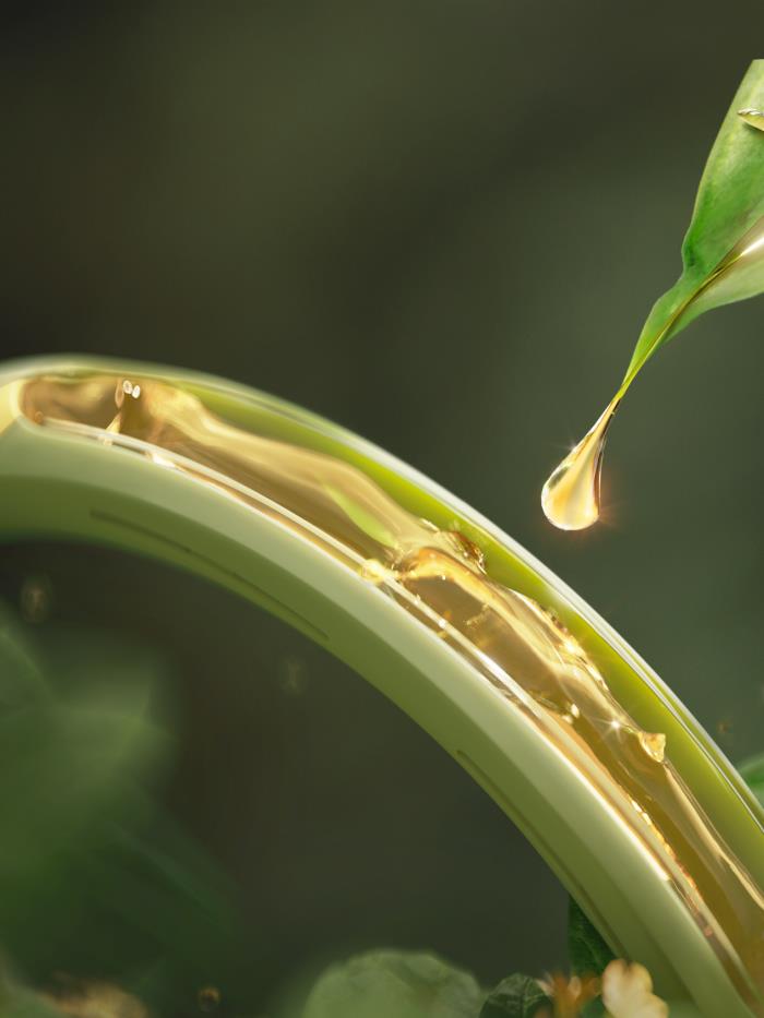 明星穿搭新标配丨徐艺洋种草锐舞驱蚊手环