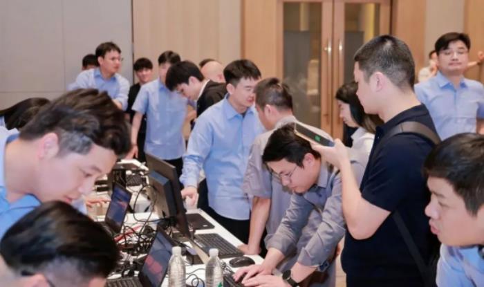 颠覆工业软件范式！“CAXA软件一体机”重磅发布