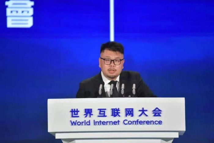 中国香港特区行政长官李家超率团访问浙江，莅临强脑科技考察调研