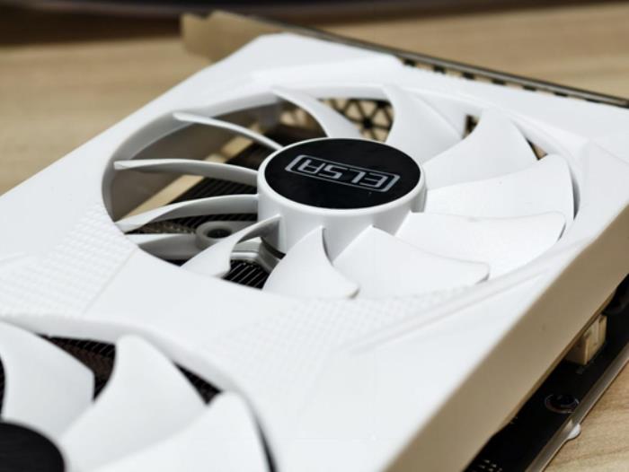 《最后的生还者2》登陆PC，艾尔莎RTX3060幻雷者12G和你一起畅玩