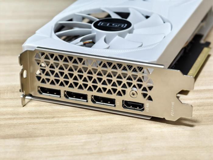 《最后的生还者2》登陆PC，艾尔莎RTX3060幻雷者12G和你一起畅玩