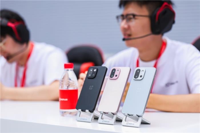 全国 29 城联动，一加 13T Pop-up 快闪活动来袭