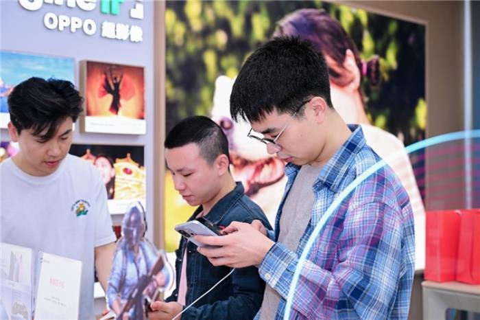 全国 29 城联动，一加 13T Pop-up 快闪活动来袭
