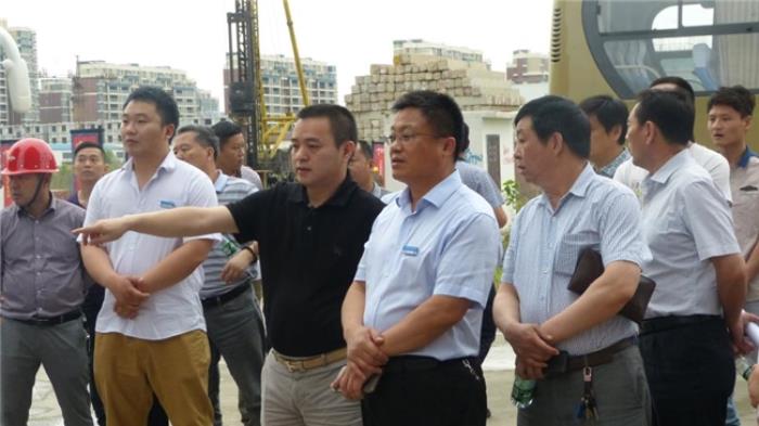 从火场到未来：杨远德的智能消防革命