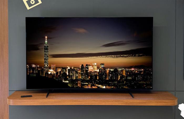 全新三星S85F OLED电视登场 AI加持实现音画质飞跃提升