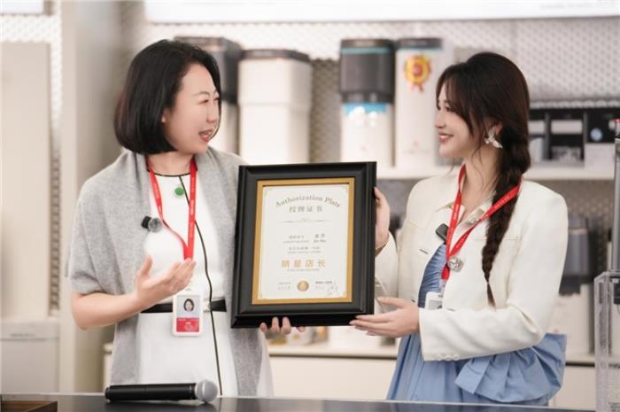 安吉尔亚洲一号店盛大开业：立足家装潮流高地，引领净水消费新趋势