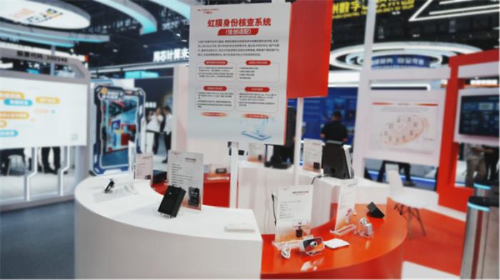 数安智用·科技强警｜万里红依托“三大优势×五大能力”受邀参展第十二届警博会