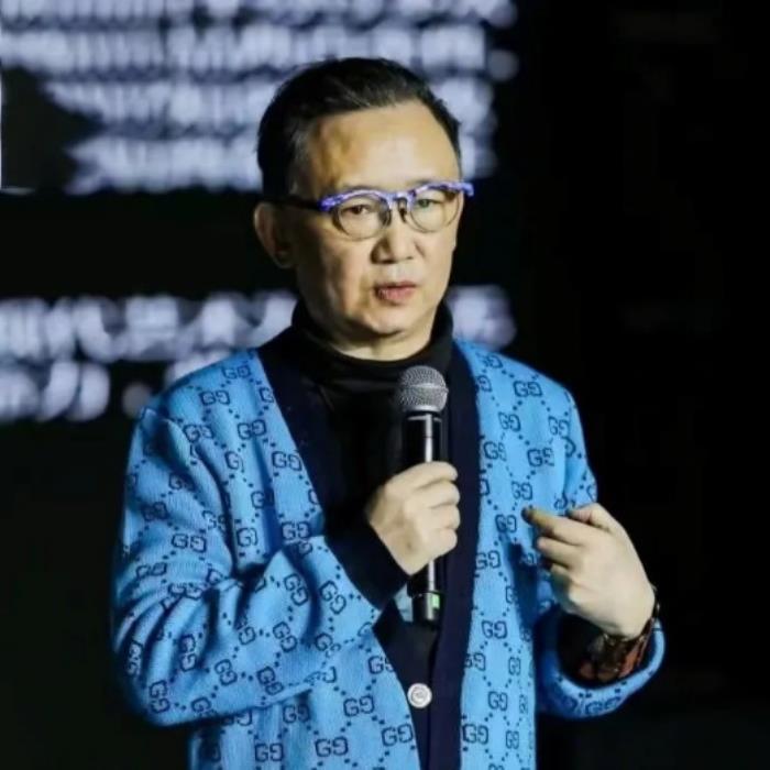 12小时燃爆！白天脑暴×夜晚狂欢，AI酒馆·机器人·XR