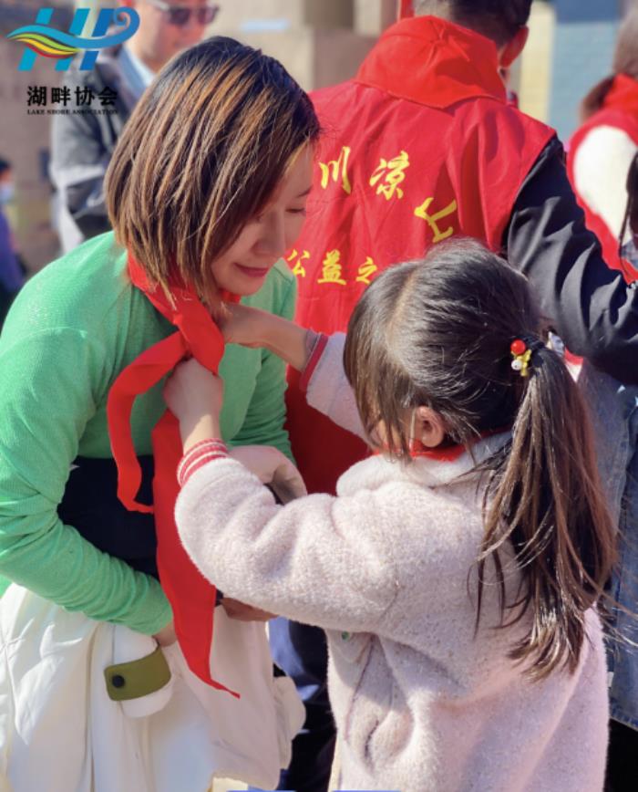 商业文明润泽远山，湖畔协会教育扶贫点亮未来