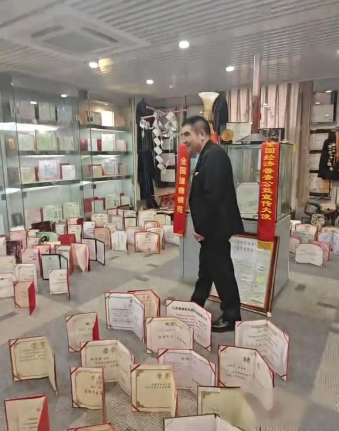 陈光标全网招募保镖，拳王张伟丽主动请缨，不谈薪资只为保护好人