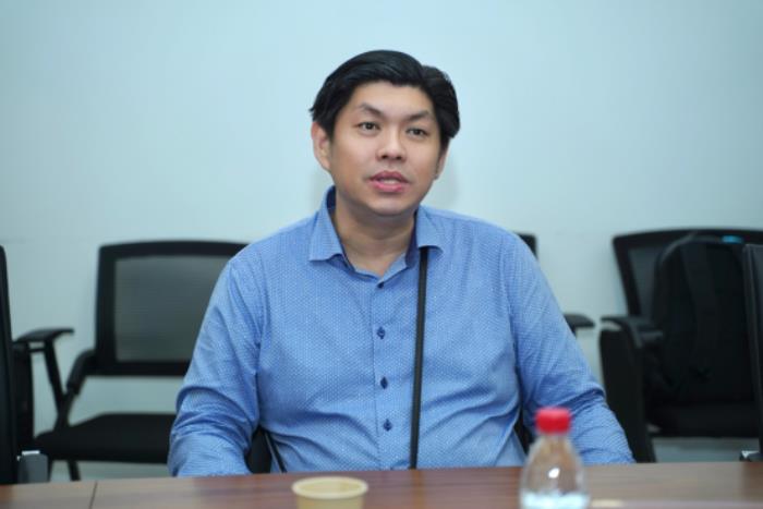 欢迎“新”朋友! 新加坡华侨中学校长李白彬一行来访淘云科技