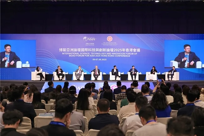 vivo出席博鳌亚洲论坛国际科技与创新论坛2025年中国香港会议，共话人工智能未来图景