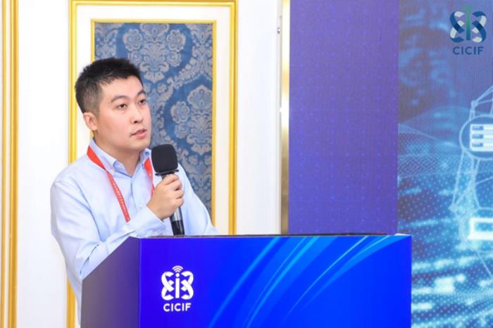 2025年中国信息通信业发展高层论坛·智慧政府和智慧城市建设论坛顺利举办