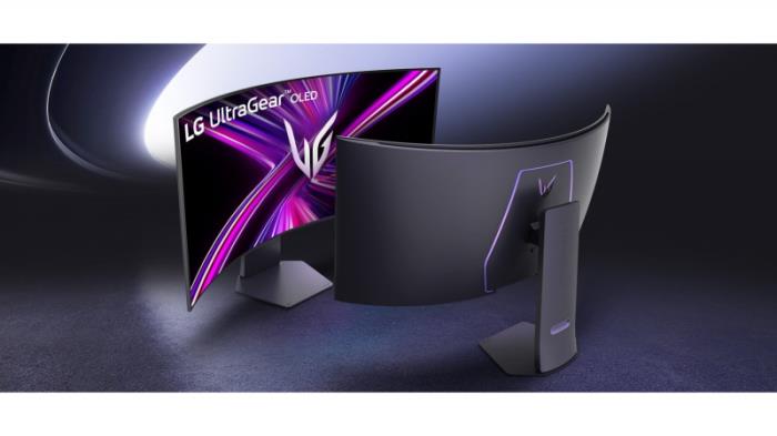 LG UltraGear™ OLED 32GS95UV 与45GX950A——助力玩家披荆斩棘，成就荣耀高光